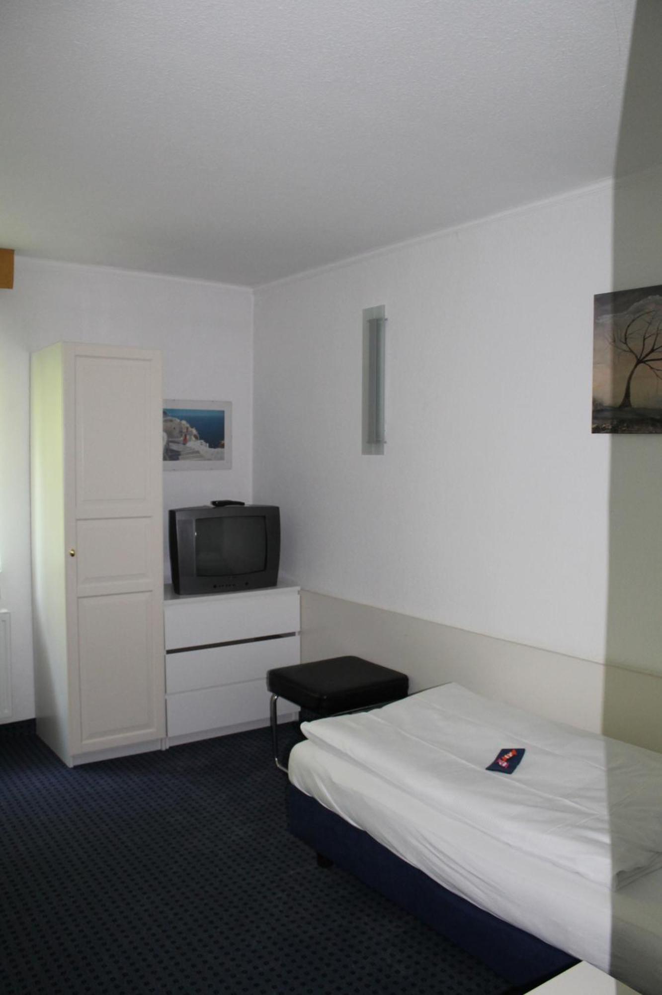 Höper Hotel 2*