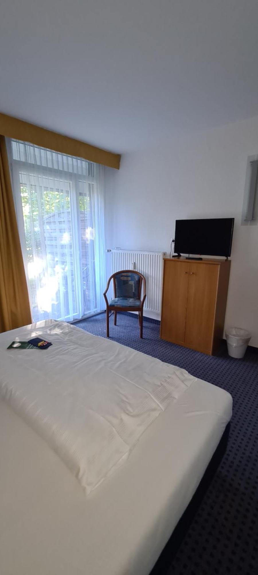 Höper 2*